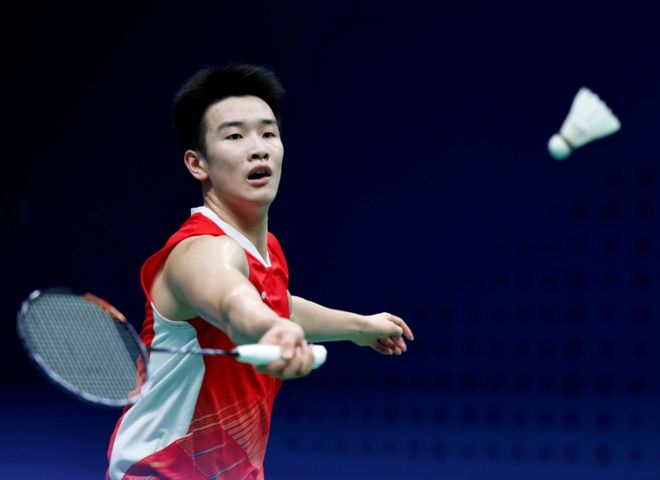 明了他在综 明了他在综