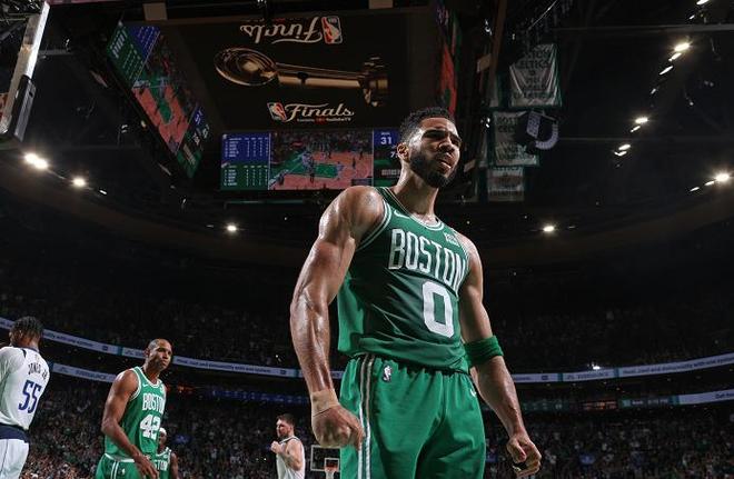 醒球员防守 醒球员防守