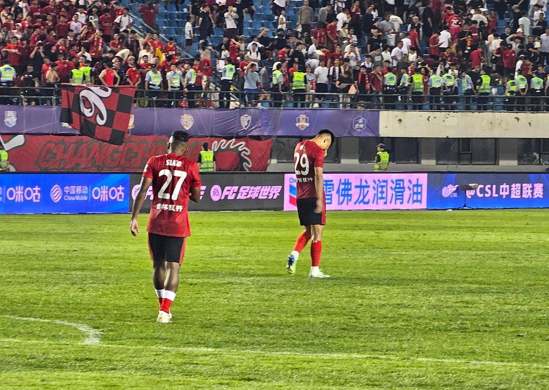 这种梦幻联 这种梦幻联