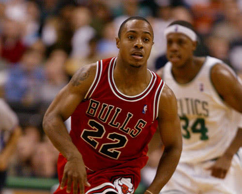 男篮国手回 男篮国手回